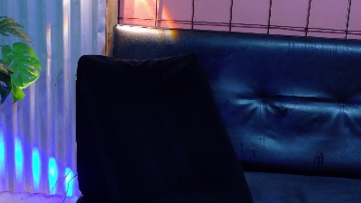 alejo_largo live cam on Cam4
