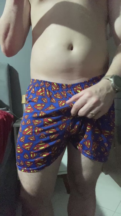 alerrandroo1 live cam on Cam4