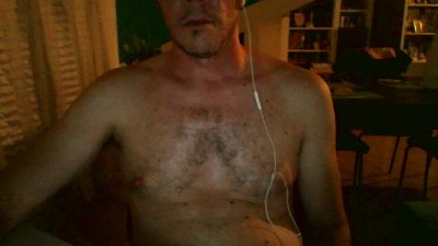 alesexy198 live cam on Cam4
