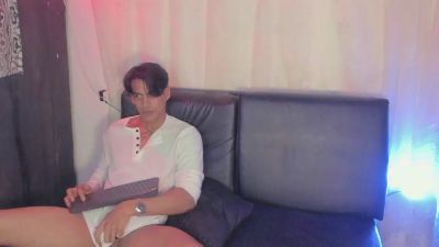 aless420 live cam on Cam4