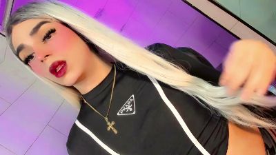 alessa_mullen live cam on Cam4
