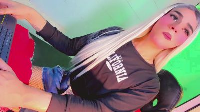 alessa_mullen live cam on Cam4