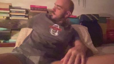 alessandromori9 live cam on Cam4