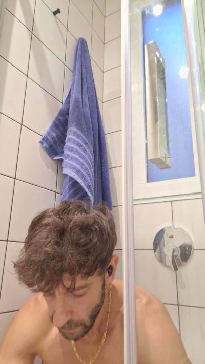 alessandrospain live cam on Cam4