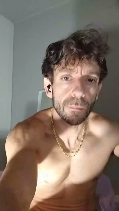 alessandrospain live cam on Cam4