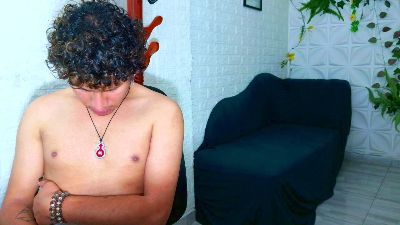 alexHCandy05 live cam on Cam4
