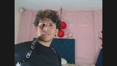 alexHCandy05 live cam on Cam4