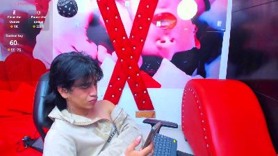 alex_474 live cam on Cam4