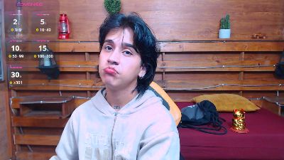 alex_474 live cam on Cam4