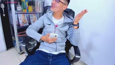 alex_gomez live cam on Cam4