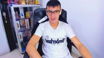 alex_gomez live cam on Cam4