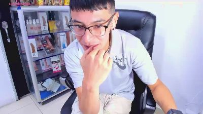 alex_gomez live cam on Cam4