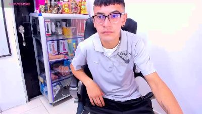 alex_gomez live cam on Cam4