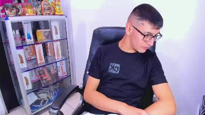 alex_gomez live cam on Cam4