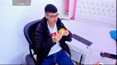 alex_gomez live cam on Cam4