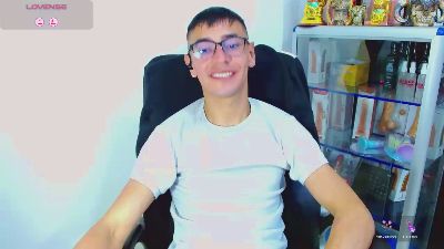 alex_gomez live cam on Cam4