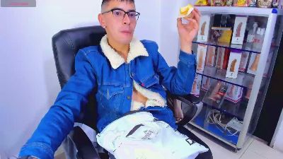 alex_gomez live cam on Cam4