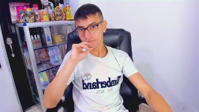 alex_gomez live cam on Cam4