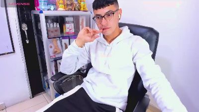 alex_gomez live cam on Cam4