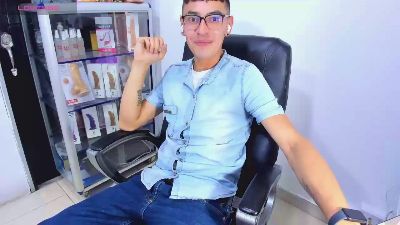 alex_gomez live cam on Cam4