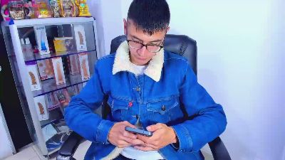 alex_gomez live cam on Cam4
