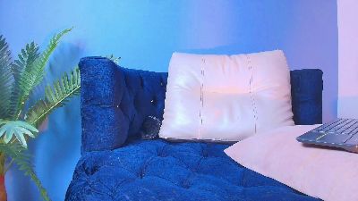 alex_tomson live cam on Cam4