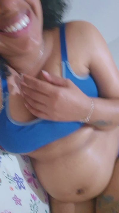 alexa_hil live cam on Cam4
