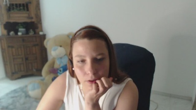 alexa_jiut live cam on Cam4