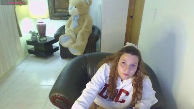 alexa_jiut live cam on Cam4