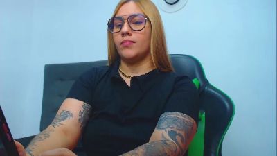 alexa_rabbit live cam on Cam4