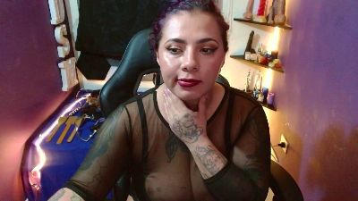 alexa_slave77 live cam on Cam4