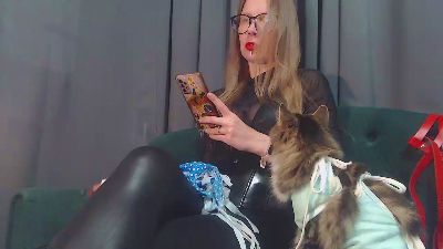 alexa_zaryanova live cam on Cam4