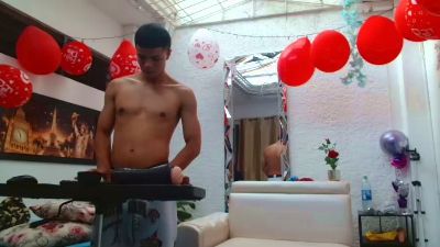 alexander_cr1 live cam on Cam4