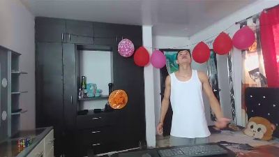 alexander_cr1 live cam on Cam4