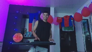 alexander_cr1 live cam on Cam4