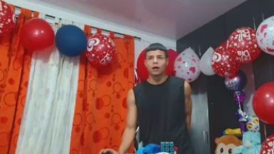 alexander_cr1 live cam on Cam4