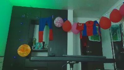 alexander_cr1 live cam on Cam4
