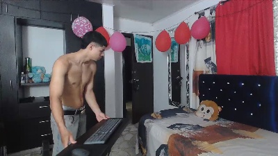 alexander_cr1 live cam on Cam4