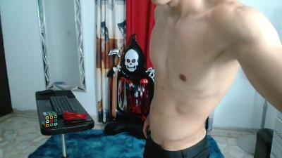 alexander_cr1 live cam on Cam4