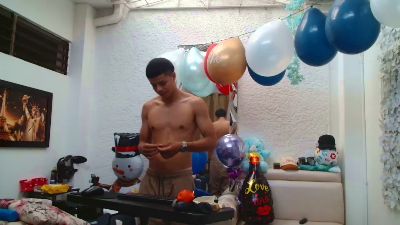 alexander_cr1 live cam on Cam4