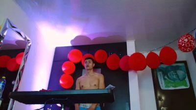 alexander_cr1 live cam on Cam4