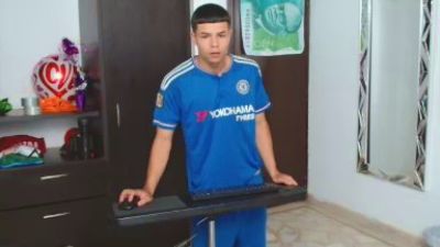 alexander_cr1 live cam on Cam4