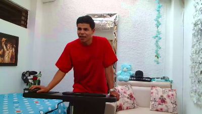 alexander_cr1 live cam on Cam4