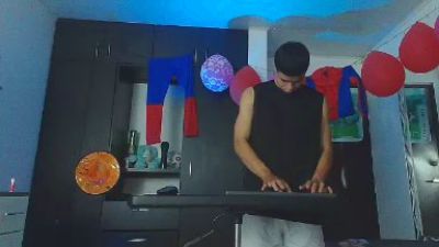 alexander_cr1 live cam on Cam4