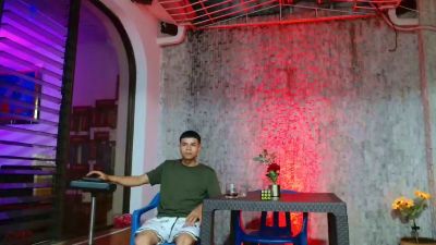 alexander_cr1 live cam on Cam4
