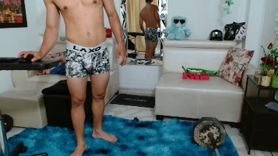 alexander_cr1 live cam on Cam4