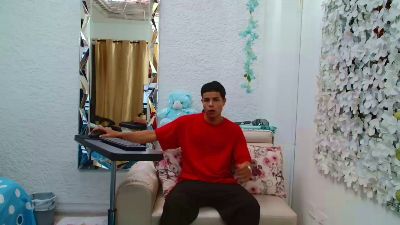 alexander_cr1 live cam on Cam4