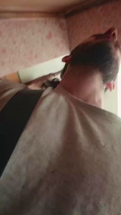 alexandr1060 live cam on Cam4