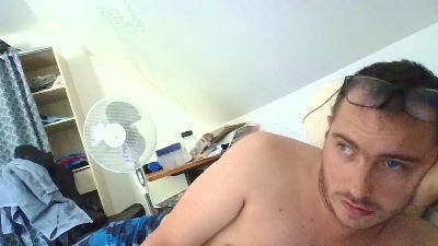 alexandre878 live cam on Cam4