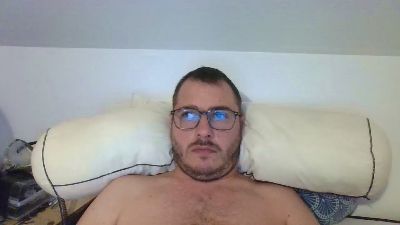 alexandre878 live cam on Cam4